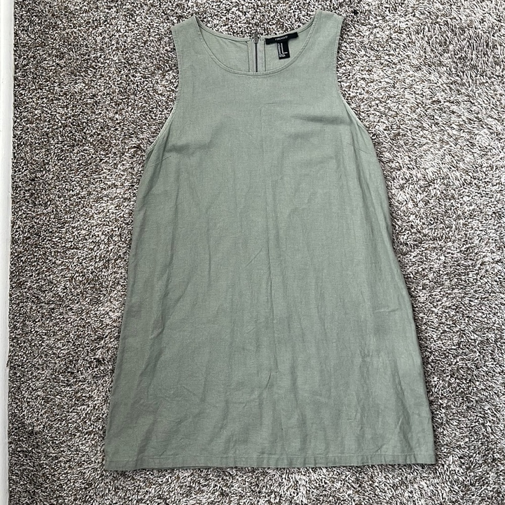 Vestido verde olivo